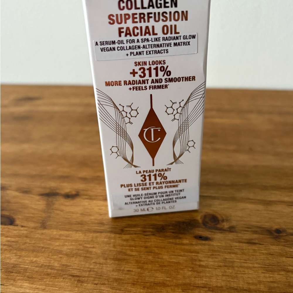 Charlotte Tilbury Collagen Superfusion Facial Oil - White and Brown
